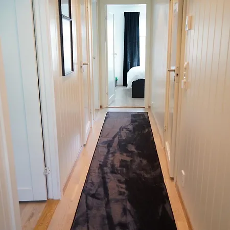 Three Bedroom 15mins From Oslo Airport * ナネスタッド