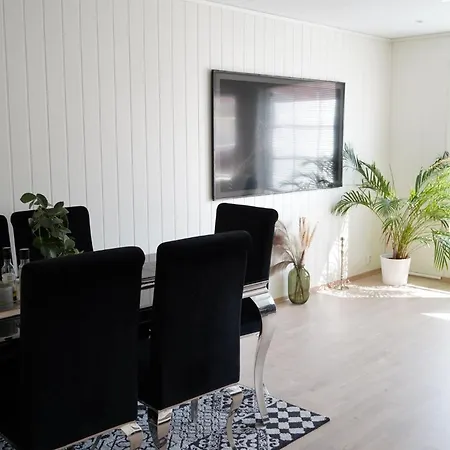 Three Bedroom 15mins From Oslo Airport